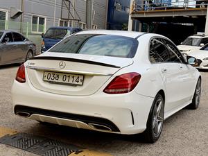 Mercedes Benz C Class - Vista 8