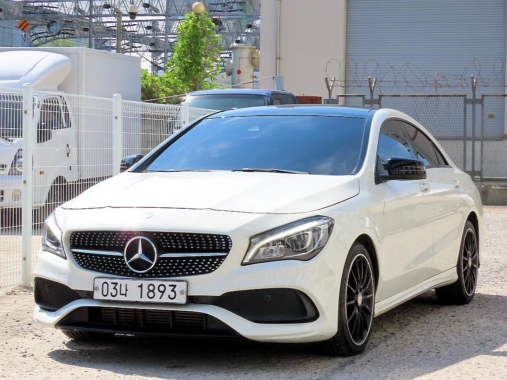 Mercedes Benz CLA Class - Vista 2