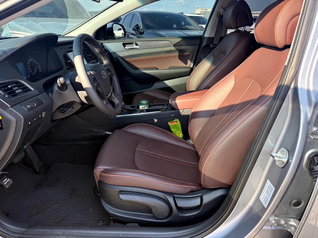 HYUNDAI Sonata - Vista 7