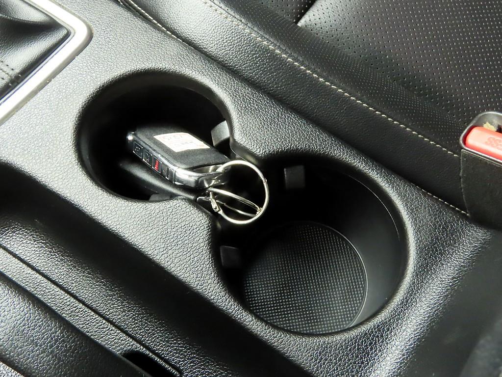 KIA Sportage - Vista 11
