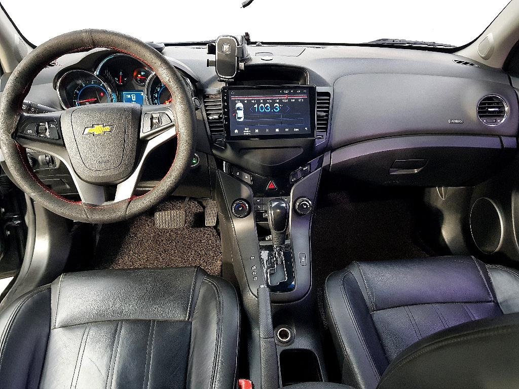 Chevrolet Cruise - Vista 5