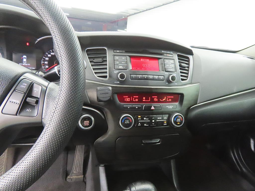 KIA K7 - Vista 10