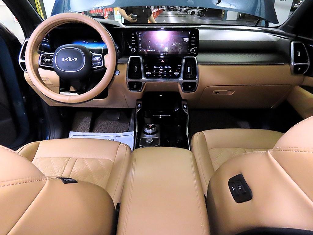KIA Sorento - Vista 10