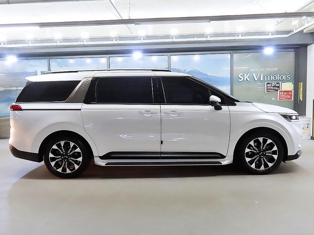 KIA Carnival - Vista 3