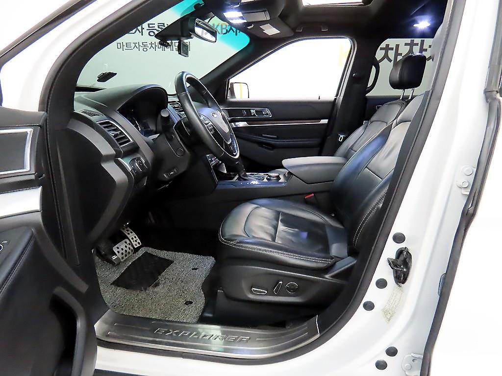 Ford Explorer - Vista 5