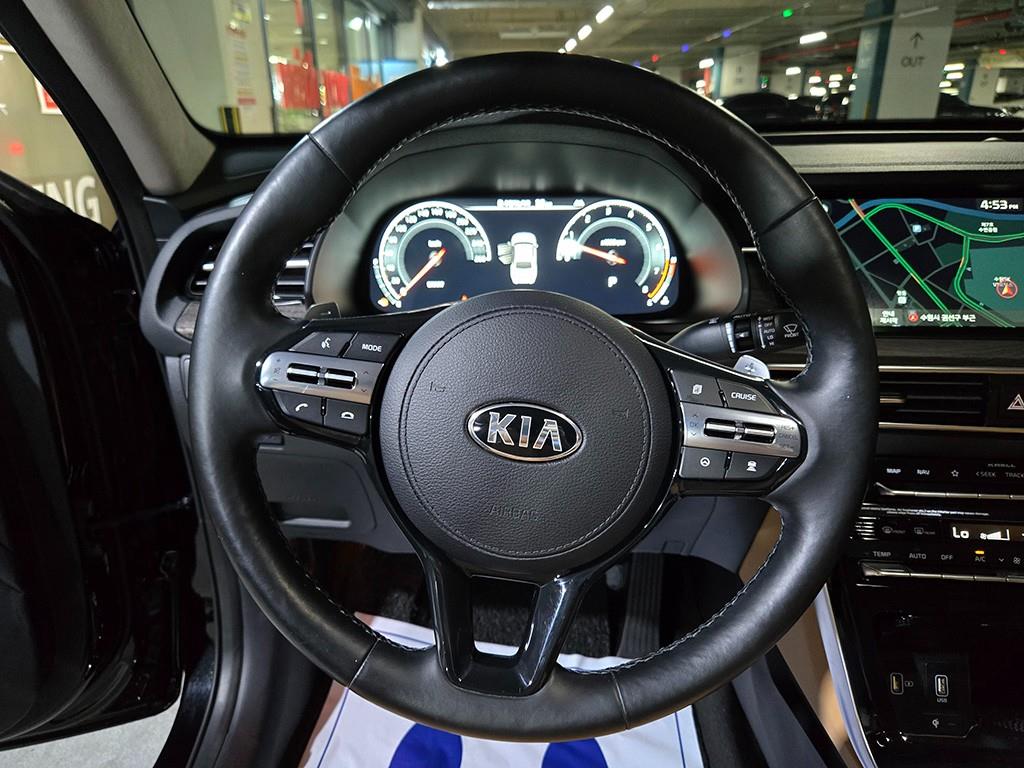 KIA K7 - Vista 8