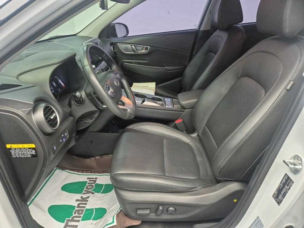 HYUNDAI Kona - Vista 11