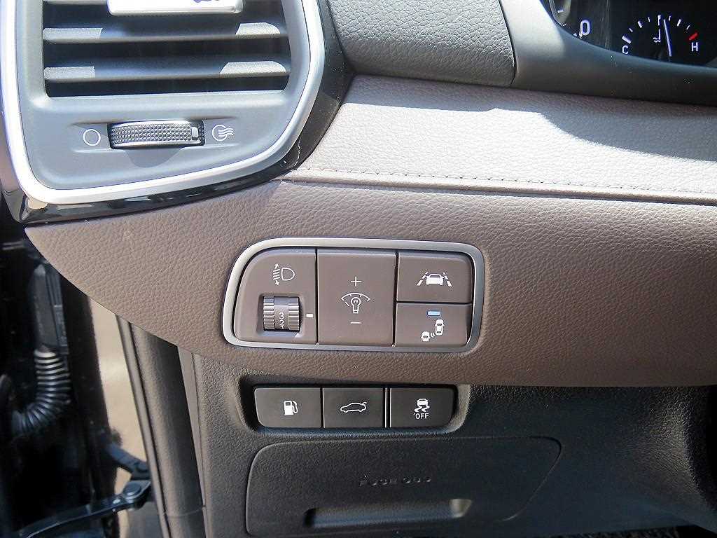 HYUNDAI Grandeur - Vista 11
