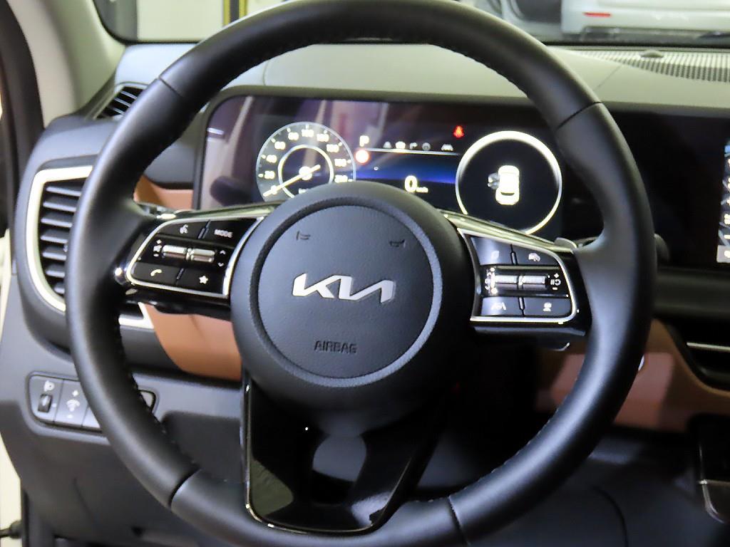 KIA Seltos - Vista 8