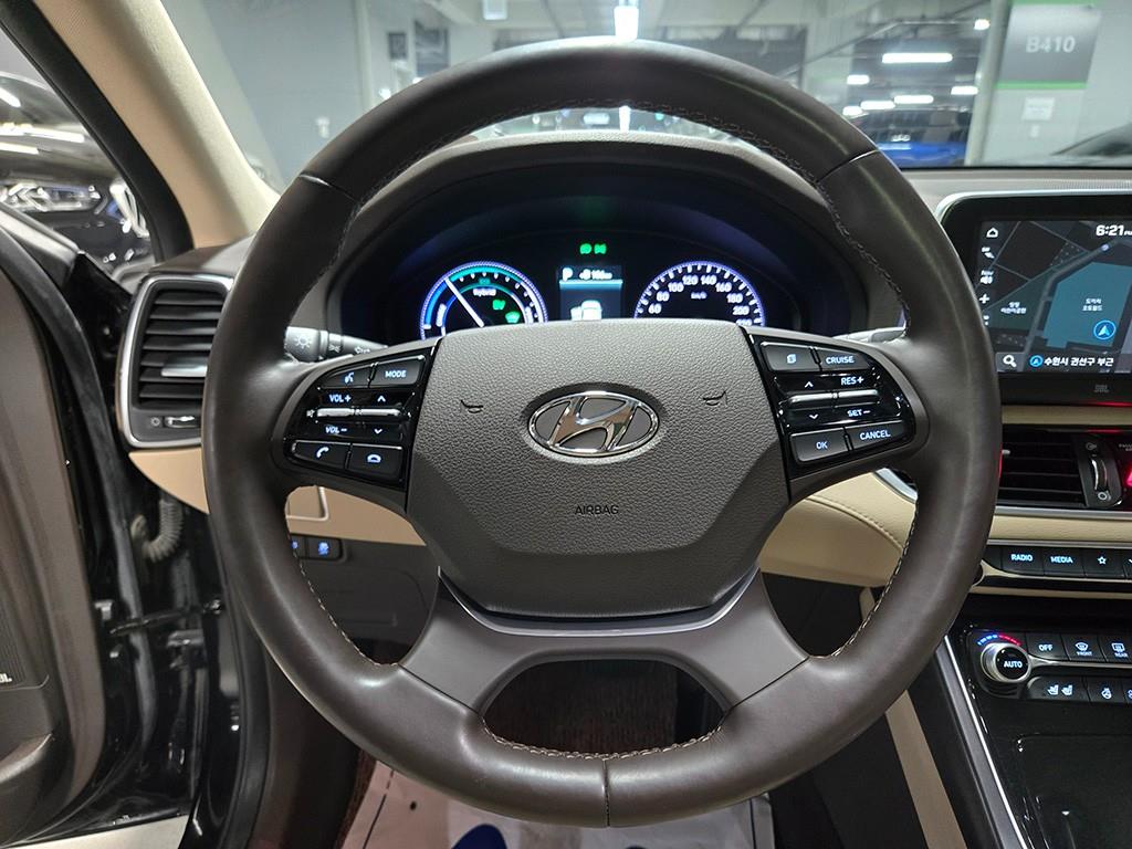 HYUNDAI Grandeur - Vista 7