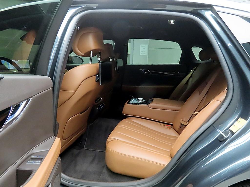 Genesis G80 - Vista 6