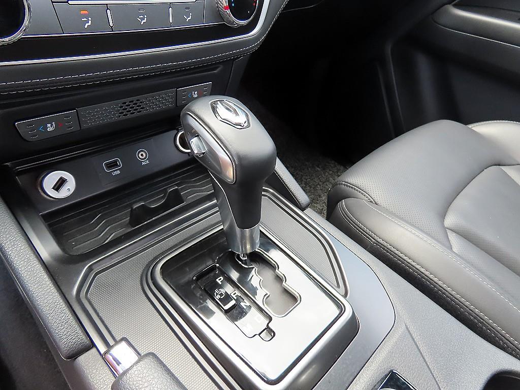 Ssangyong Rexton - Vista 12