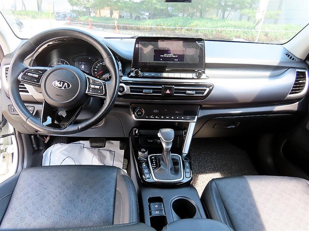 KIA Seltos - Vista 7