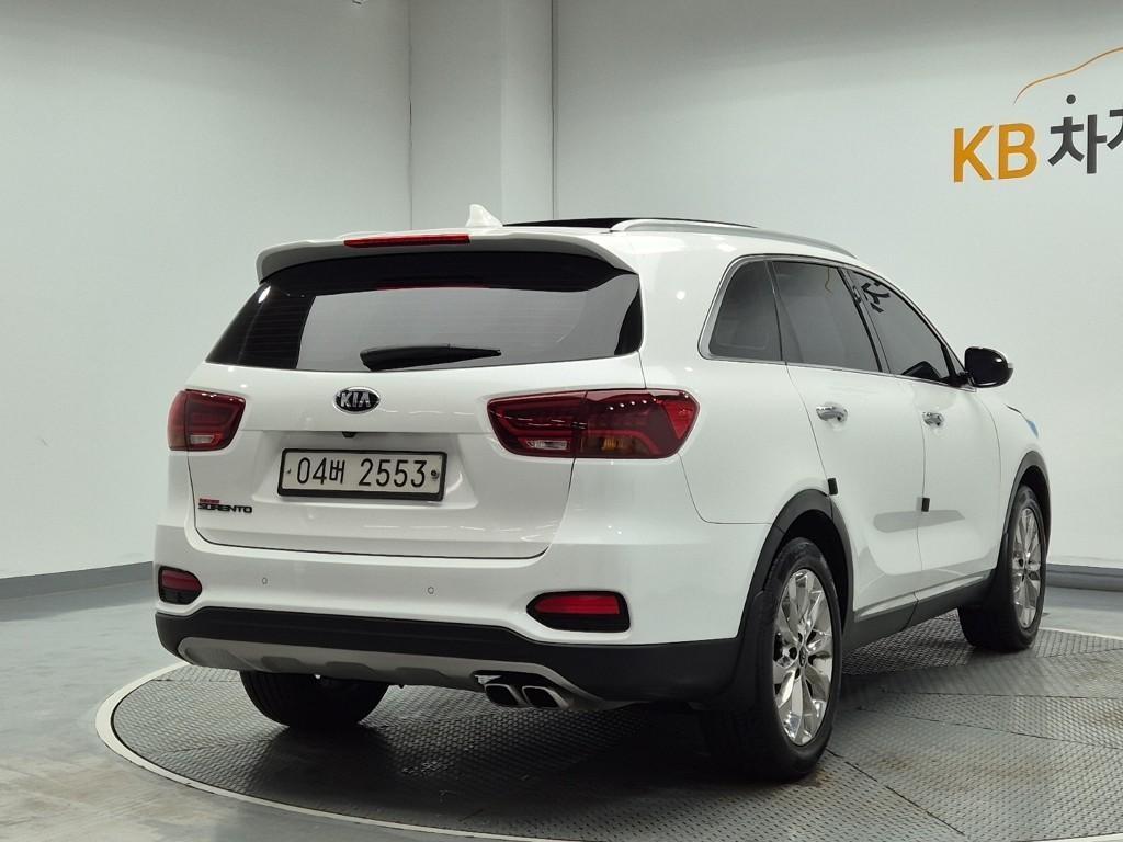 KIA Sorento - Vista 3