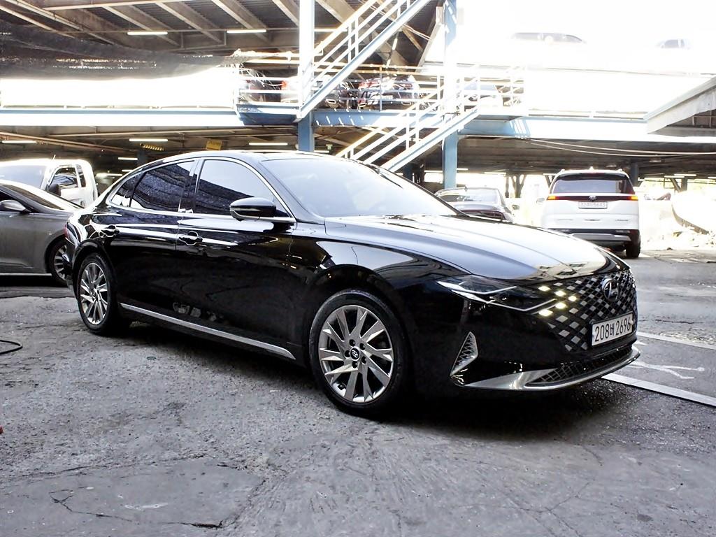 HYUNDAI Grandeur - Vista 3