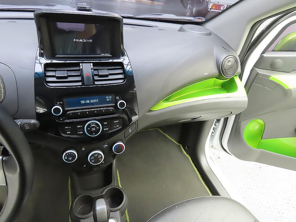 Chevrolet Spark 2015 Blanco - Importación desde Corea - HF Imports Iquique - Foto 7