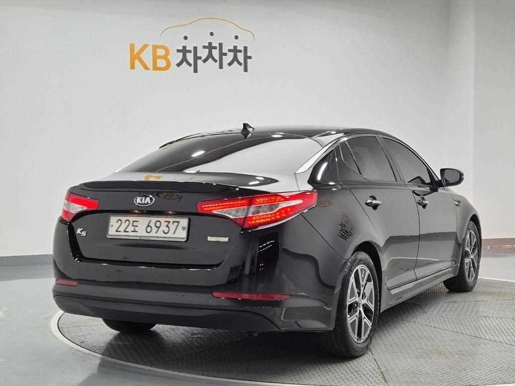 KIA K5 - Vista 3