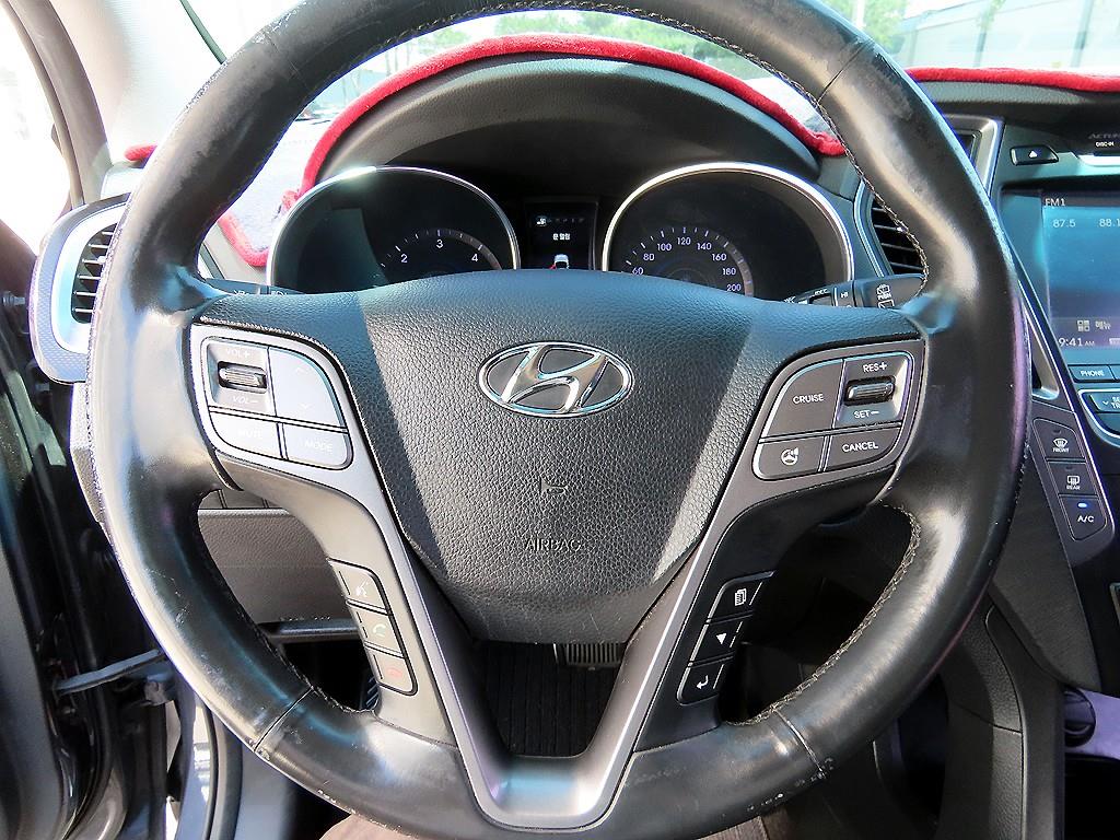 HYUNDAI Santa Fe - Vista 8