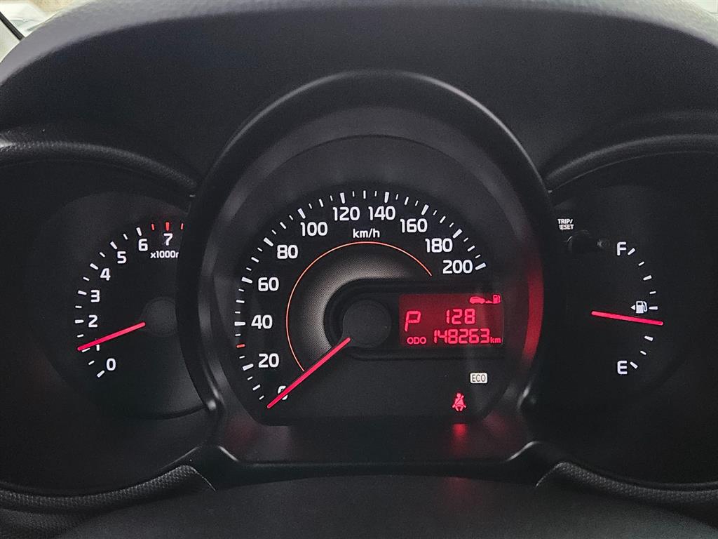 KIA Ray - Vista 6