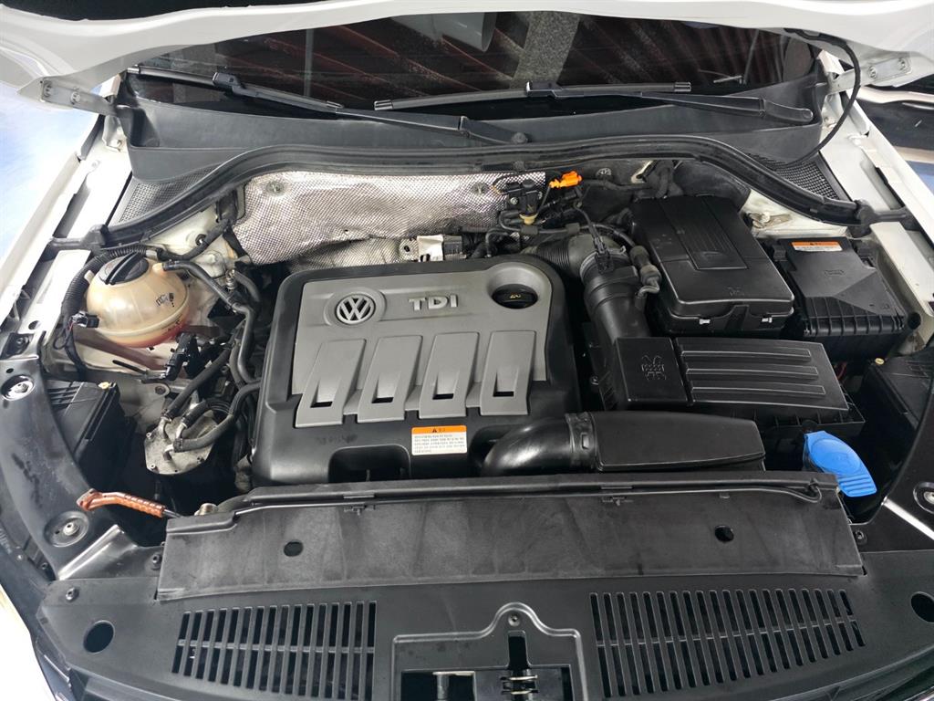 Volkswagen Tiguan - Vista 5