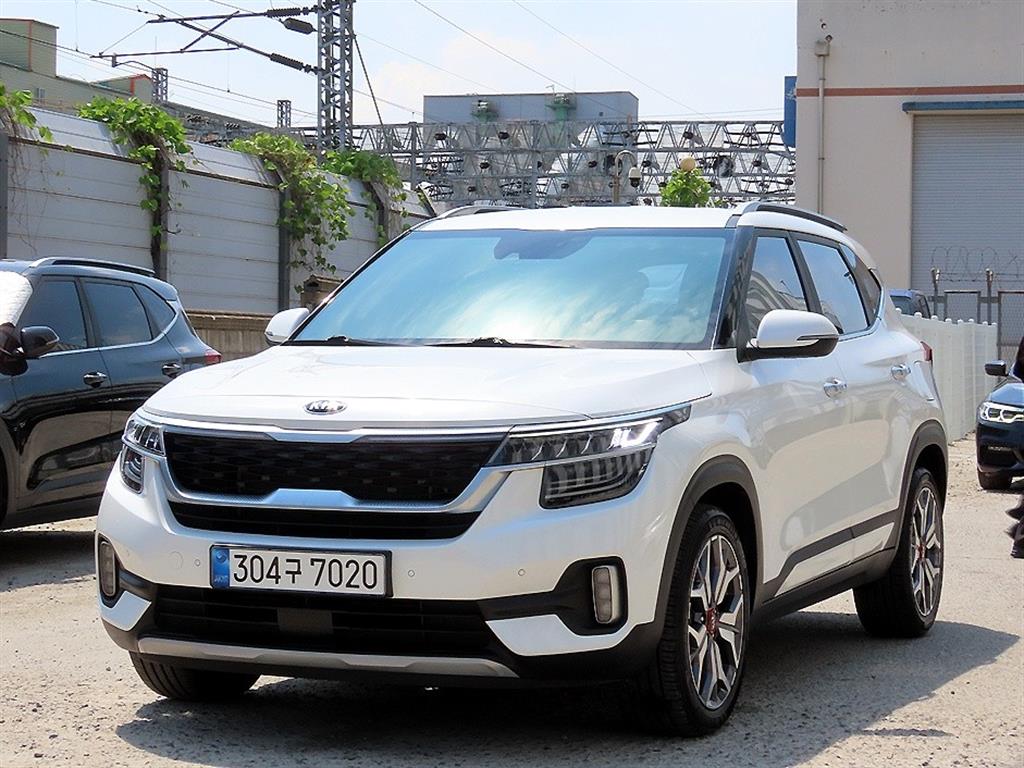 KIA Seltos - Vista 2
