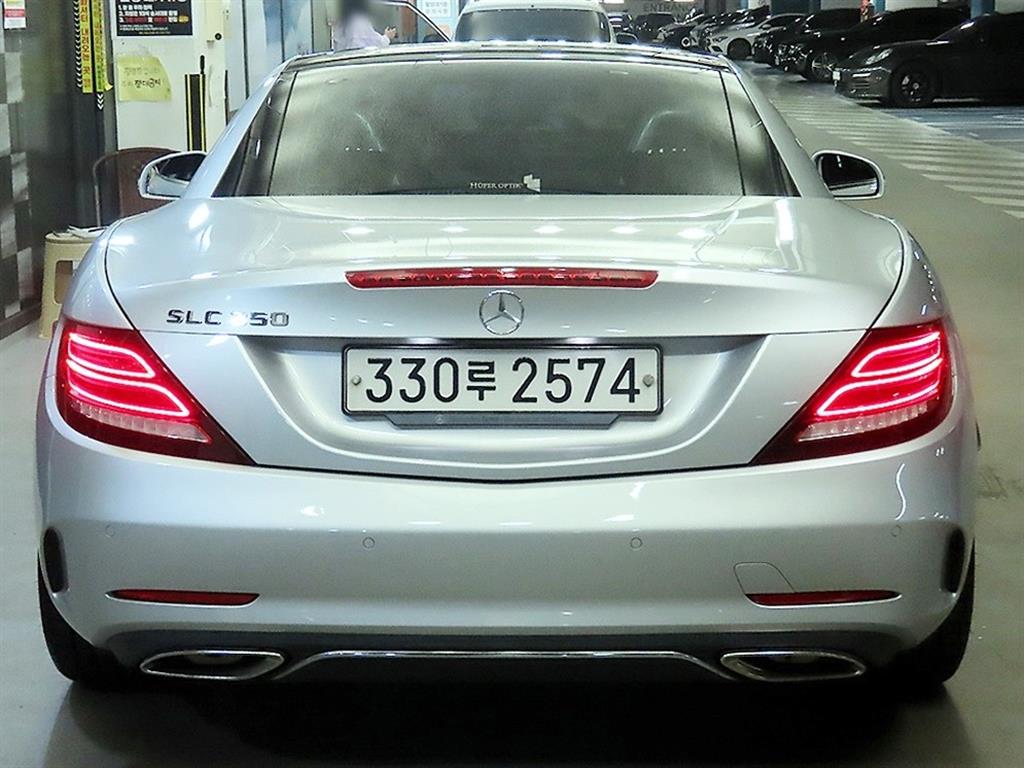 Mercedes Benz SLC Class - Vista 5