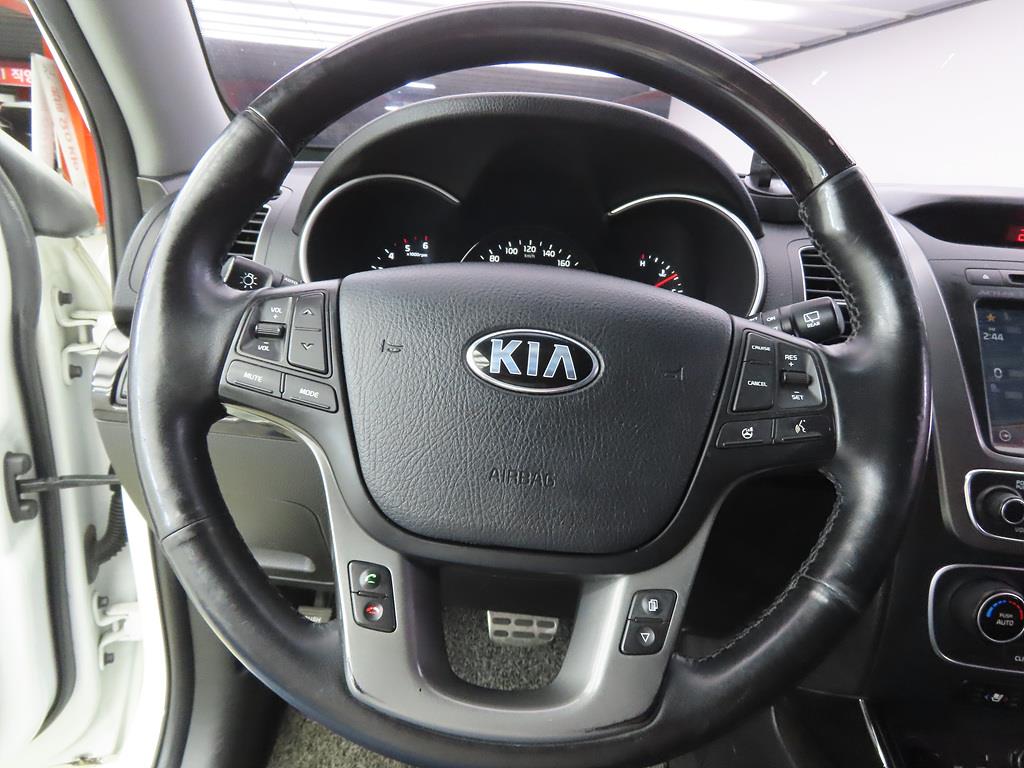 KIA Sorento - Vista 8
