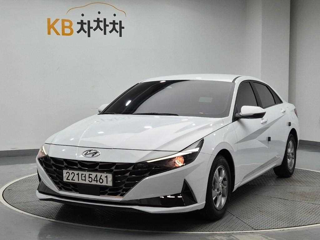 HYUNDAI Avante 2021 Blanco - Importación desde Corea - HF Imports Iquique - Foto 1
