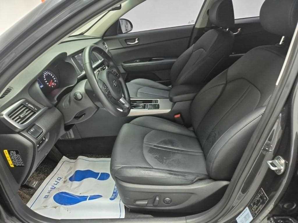 KIA K5 - Vista 11