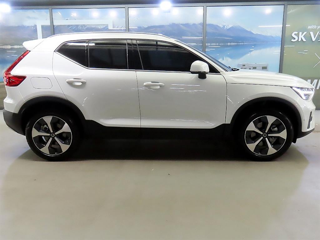 Volvo XC40 - Vista 3