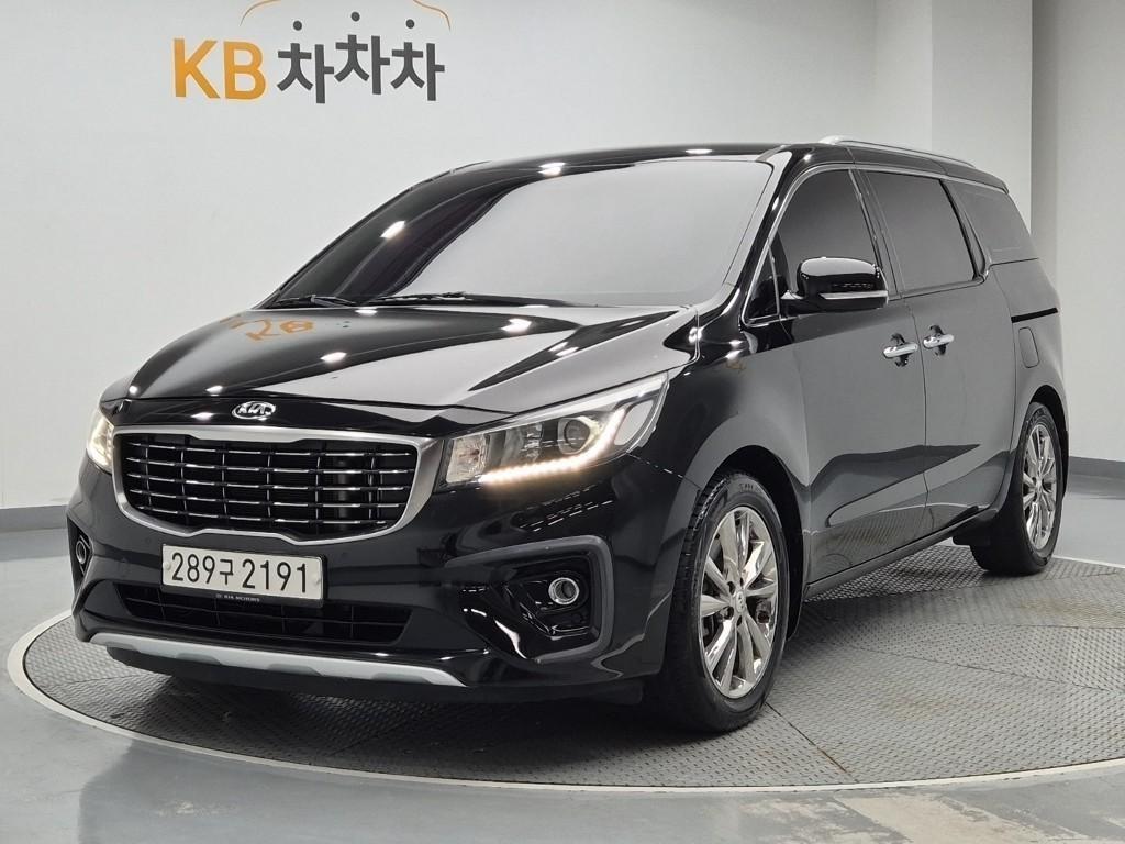 KIA Carnival 2019 Negro - Importación desde Corea - HF Imports Iquique - Foto 1