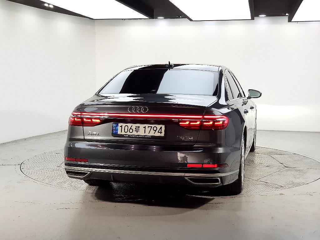 Audi A8 - Vista 3