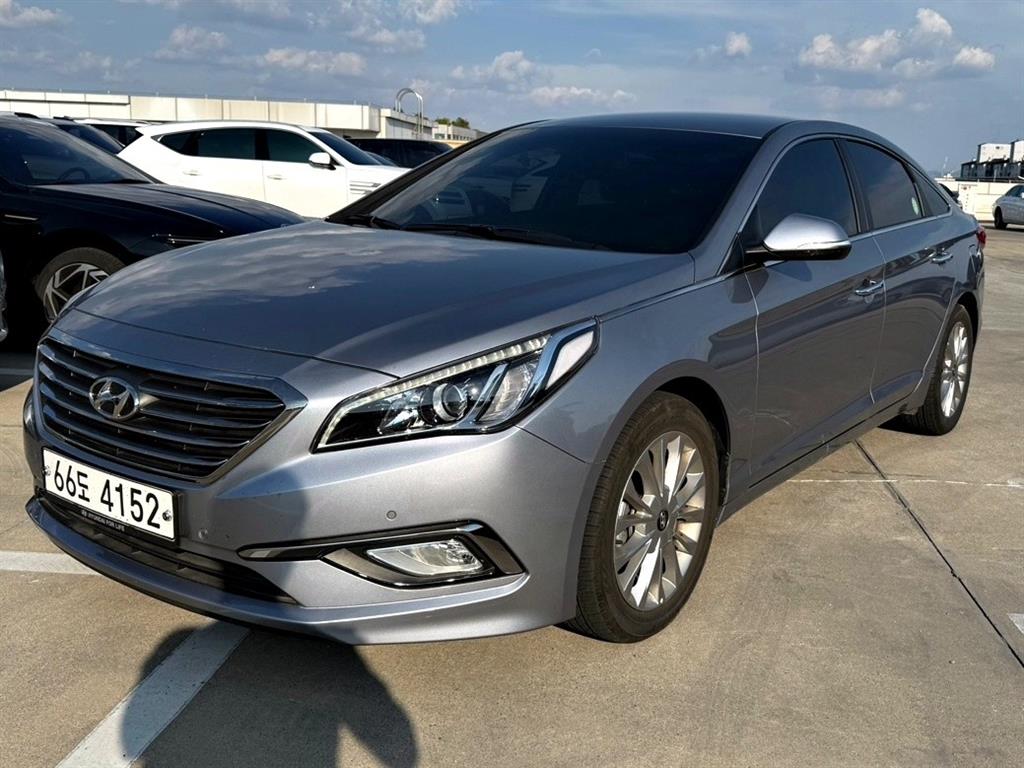 HYUNDAI Sonata - Vista 2