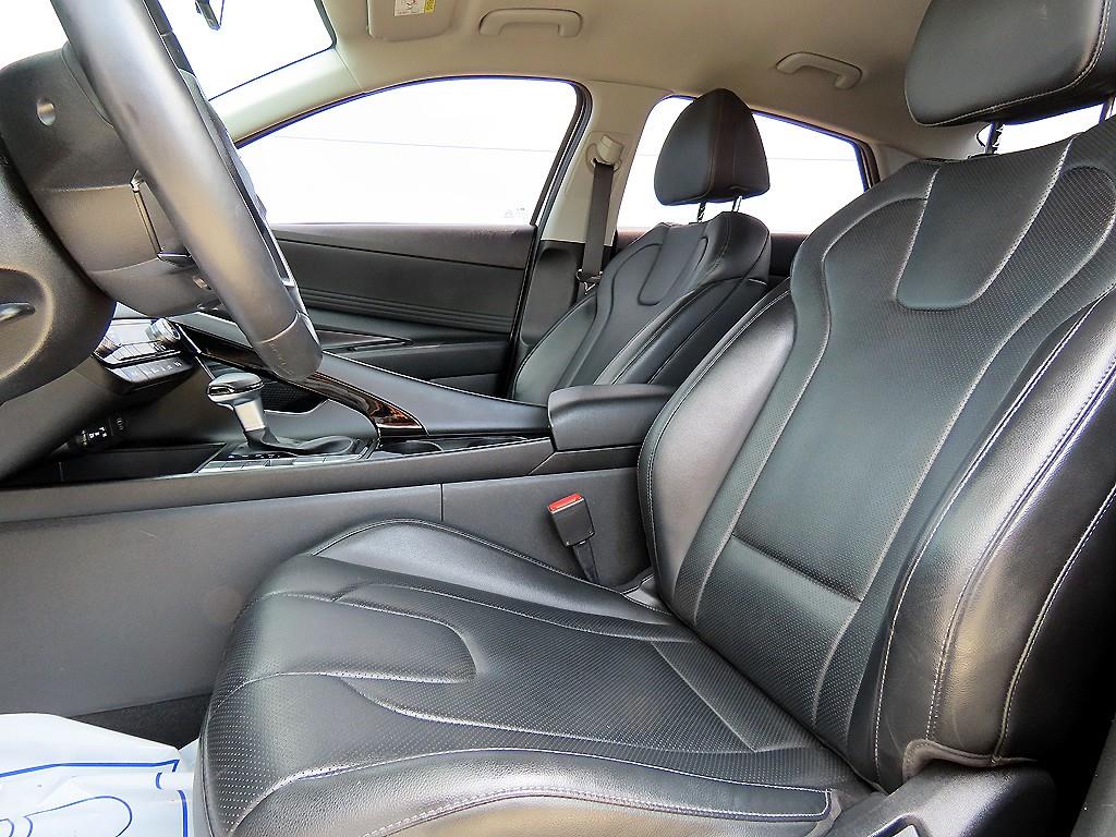 HYUNDAI Avante - Vista 5