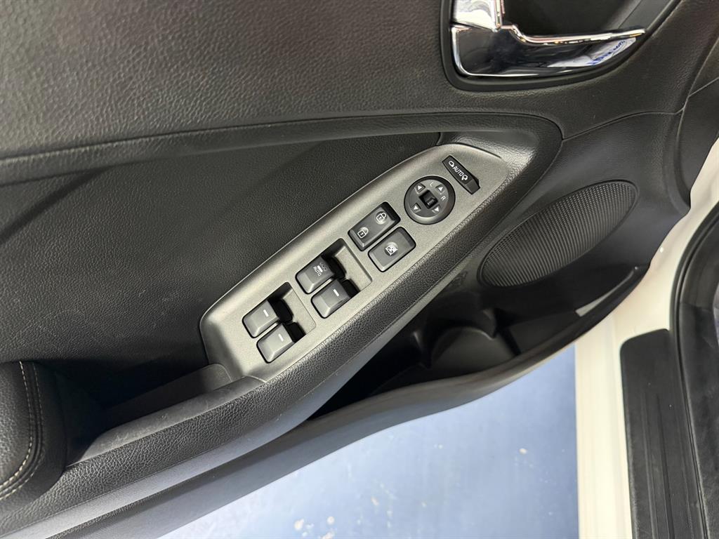KIA K3 - Vista 10