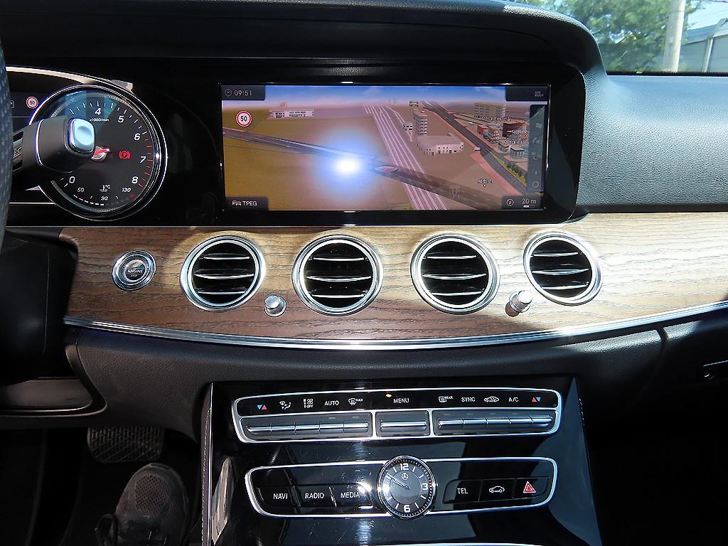 Mercedes Benz E class 2018 Blanco - Importación desde Corea - HF Imports Iquique - Foto 14