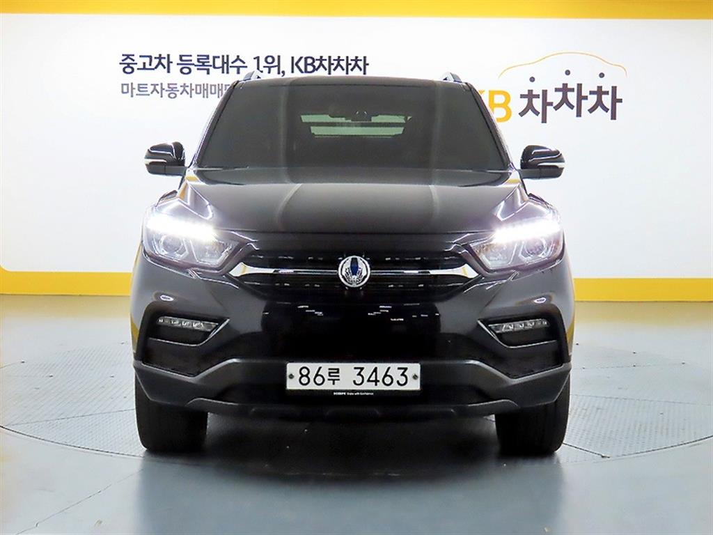 Ssangyong Rexton 2020 Negro - Importación desde Corea - HF Imports Iquique - Foto 1