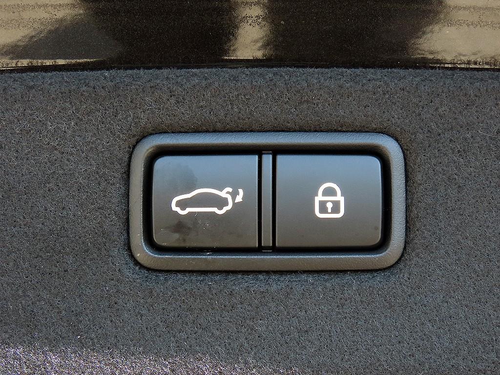 Genesis G70 2019 Negro - Importación desde Corea - HF Imports Iquique - Foto 18