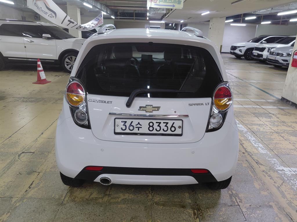 Chevrolet Spark - Vista 5