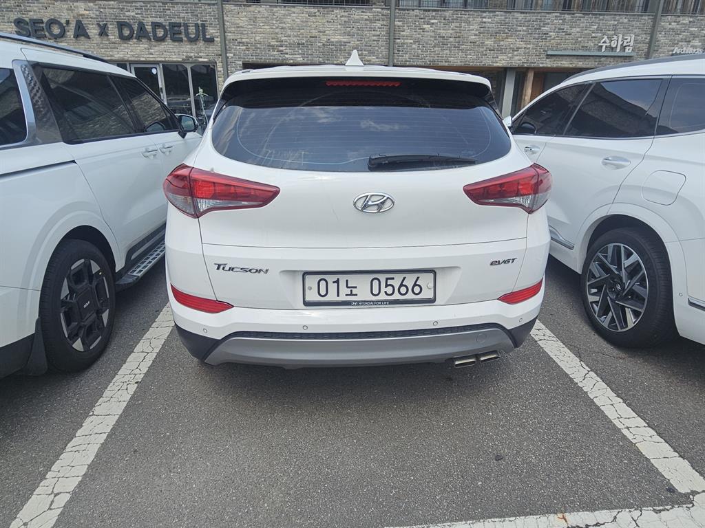 HYUNDAI Tucson - Vista 2
