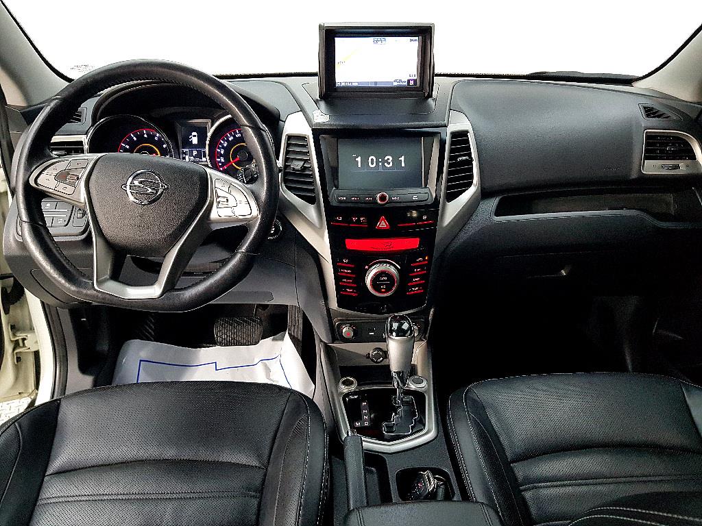 Ssangyong Tivoli - Vista 5