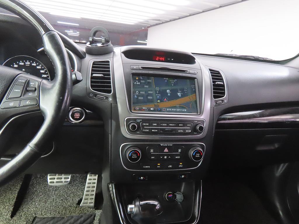KIA Sorento - Vista 10