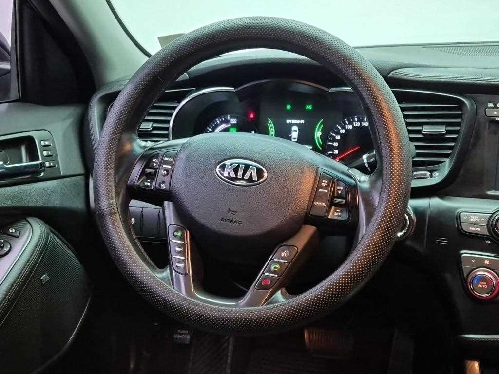 KIA K5 - Vista 9