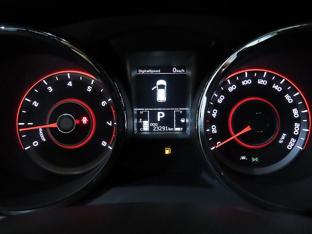Ssangyong Tivoli - Vista 9