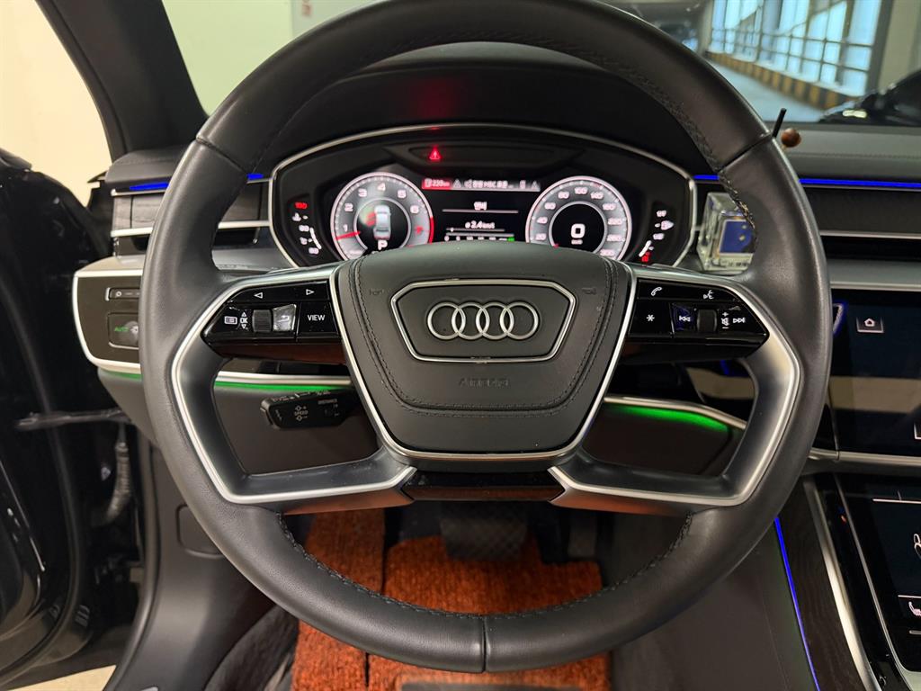 Audi A8 - Vista 9