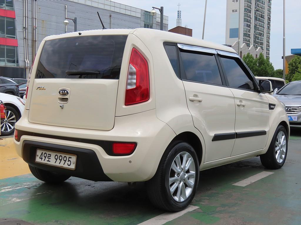 KIA Soul - Vista 4