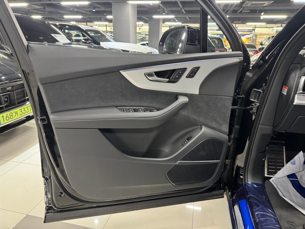 Audi Q7 - Vista 5
