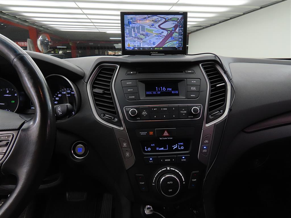 HYUNDAI Santa Fe - Vista 10
