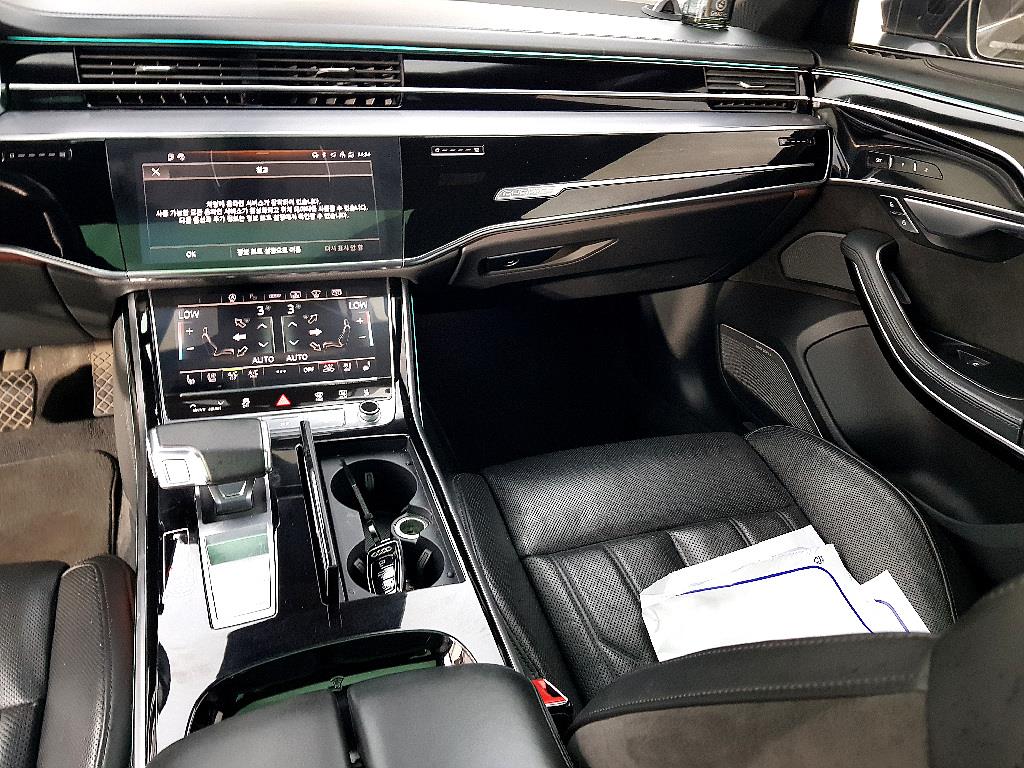 Audi A8 - Vista 10