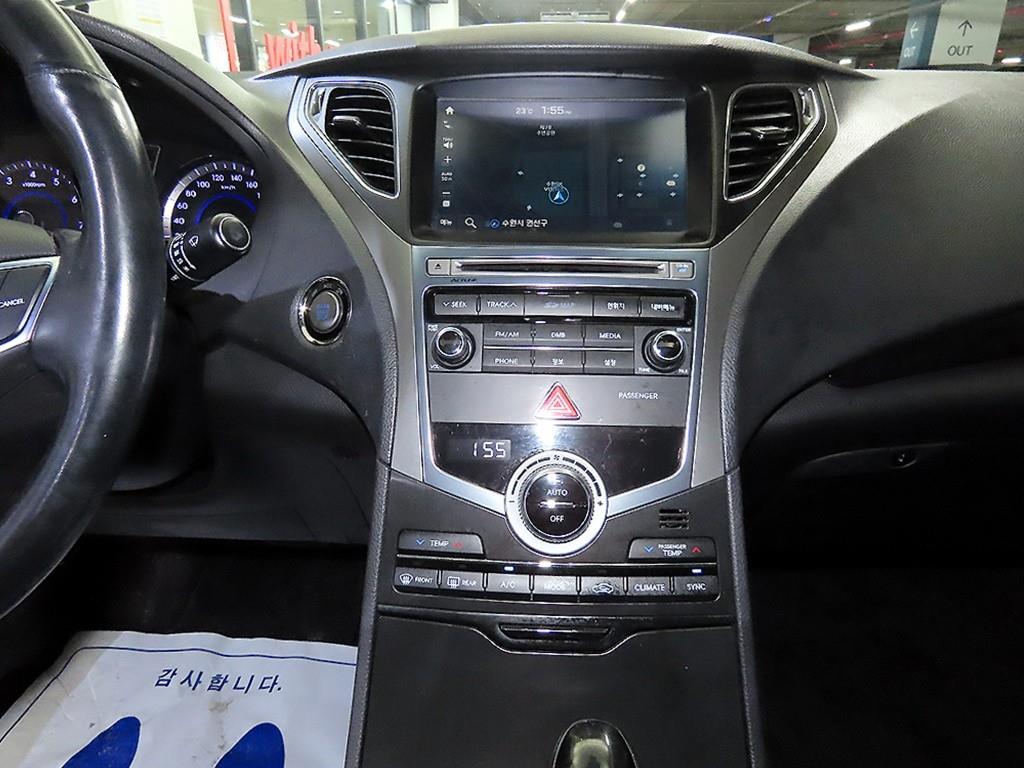 HYUNDAI Grandeur - Vista 11